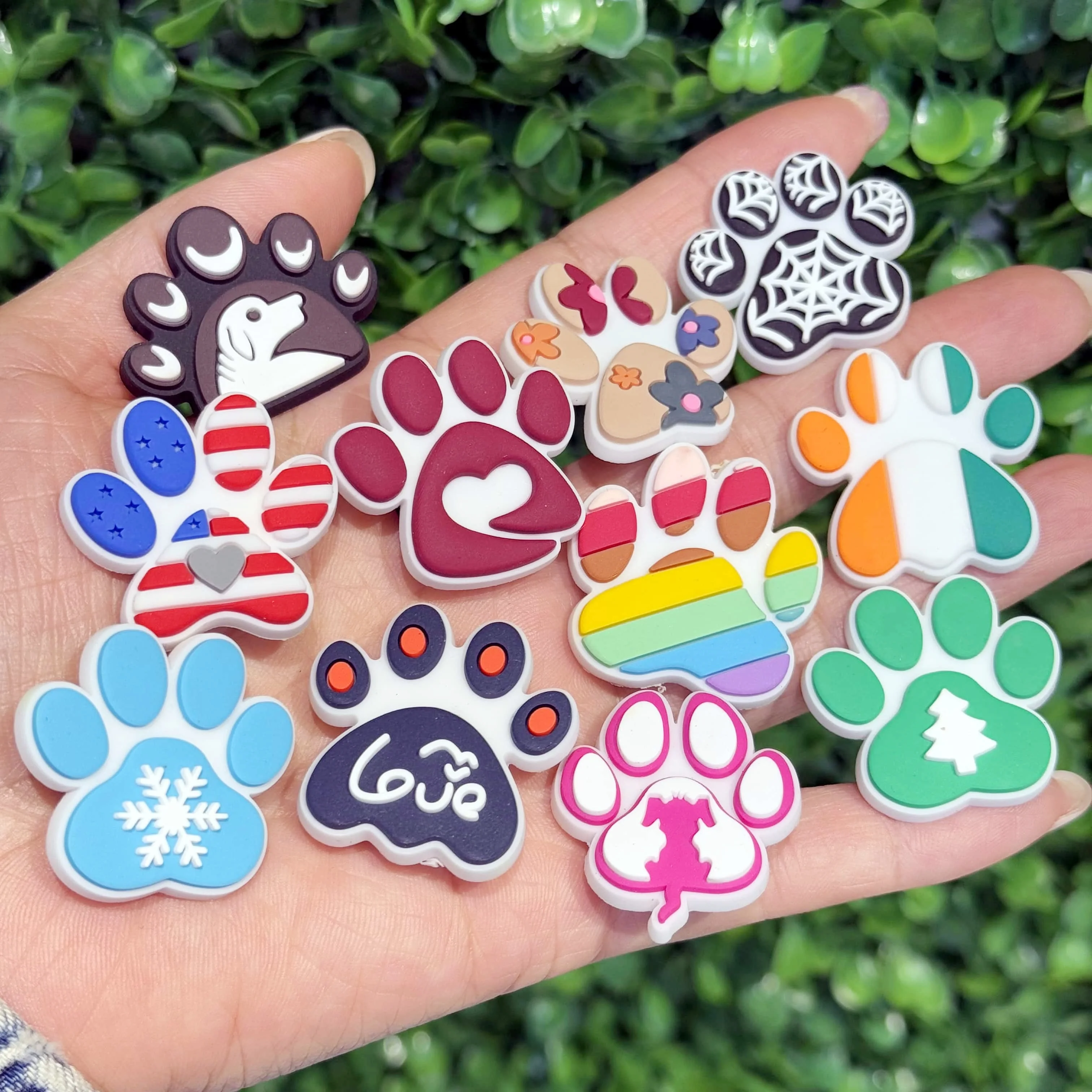 1-21 шт. сандалии из ПВХ с рисунком следа лапы собаки и мамы подвески для обуви