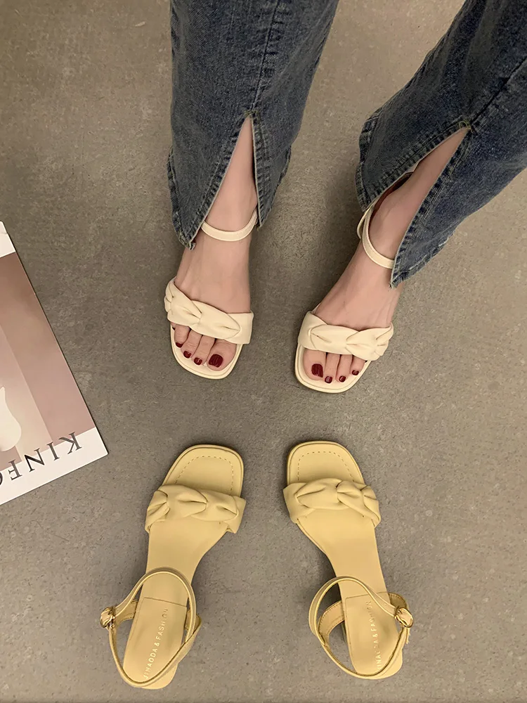 

Женские босоножки на высоком каблуке, бежевые удобные туфли с ремешком и пряжкой, черные Модные прозрачные низкие босоножки для девушек, 2022