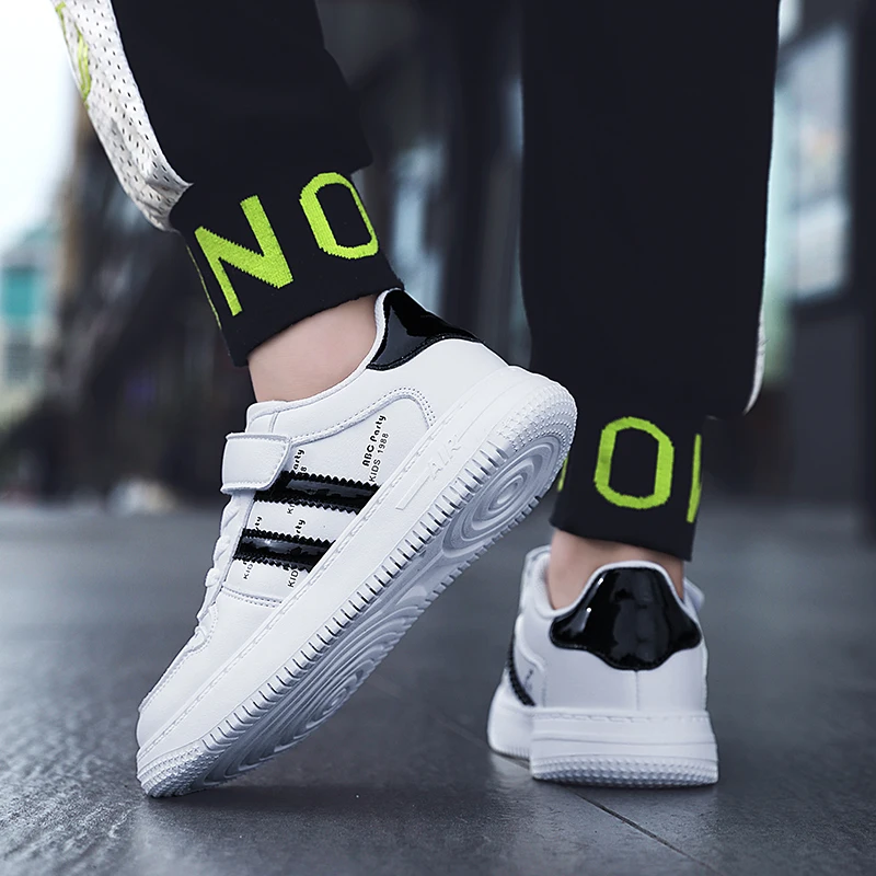 

KIDS shoes 2022 new middle and big boys and girls shoes students leather girls children's sports shoes casual shoes