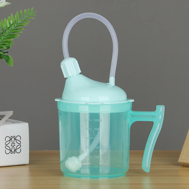 

Пластиковая кружка для взрослых