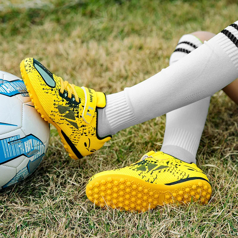 SENAGE Professional Children Soccer Shoes High Quality Soccer Sneakers Kids Turf Football Shoes Boys Training Futsal Sneakers