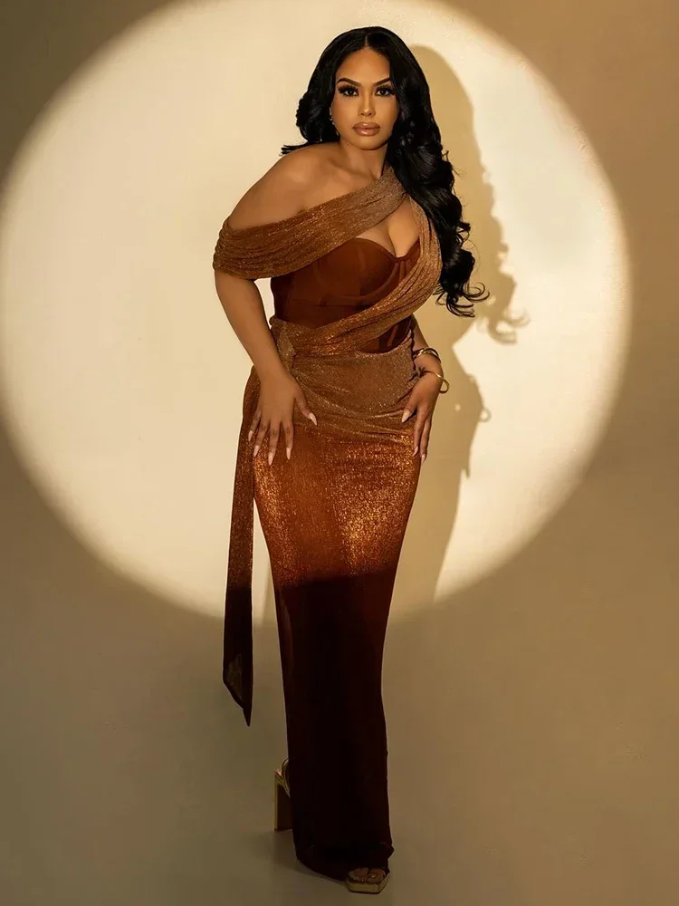 Коричневый корсет на одно плечо