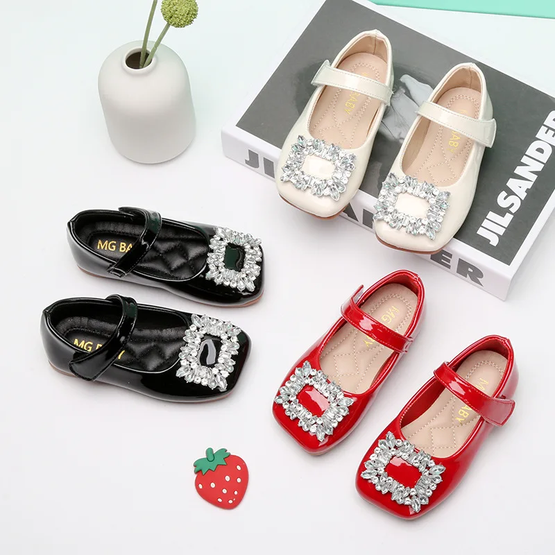 

Spring Autumn Kids Shoes for Girl Leather Shoes Fashion Rhinestone Flat Heels Infant Girls Party Shoes Red Black Girl Shoes