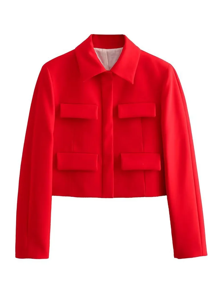 Рисунок 3 - Женская однотонная куртка с отложным