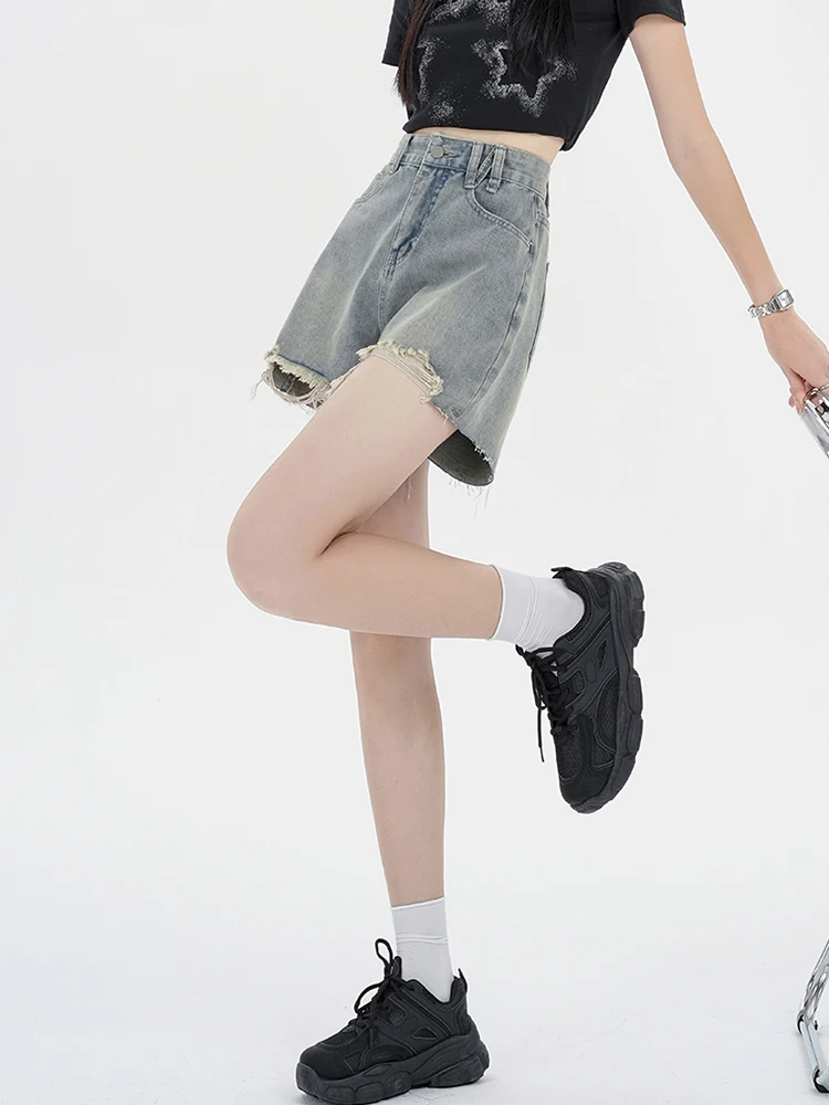 Summer Women High Waist Loose Hole Frayed Denim Shorts Streetwear Female Retro Wide Leg Raw Hem Jeans Shorts Bottoms
