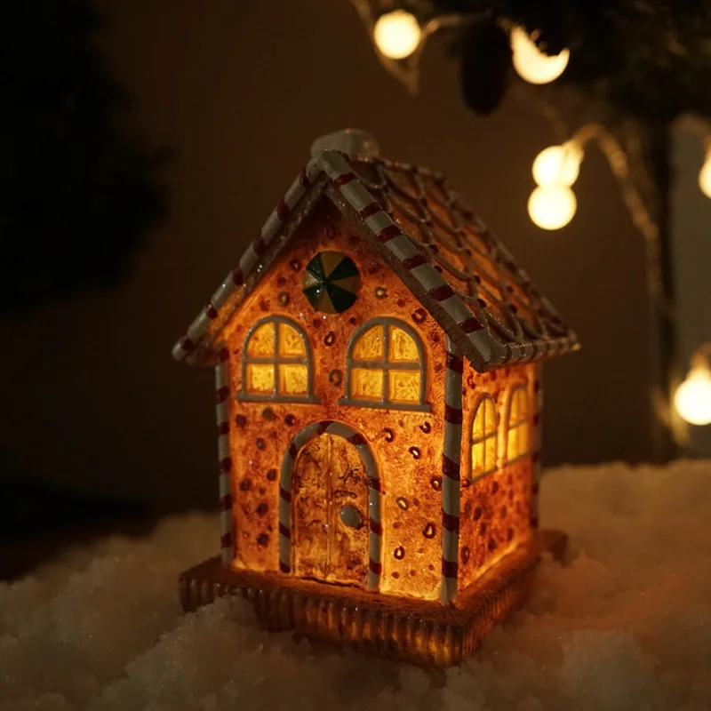 

SAAKAR Resin Christmas Gingerbread House Figurines Home Living Room Interior Navada Decor Accessories Handicraft Collection Item