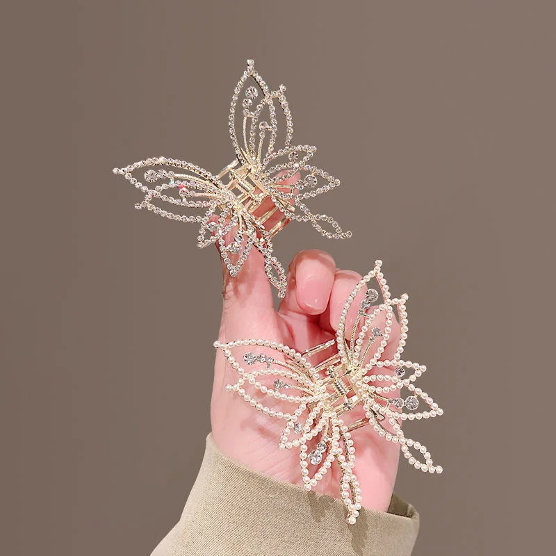 

new Fashion Pearl Rhinestone Hair Claw Butterfly Hair Clips for Women Elegant Ponytail Claw Clip Vintage Hairpin HairAccessories