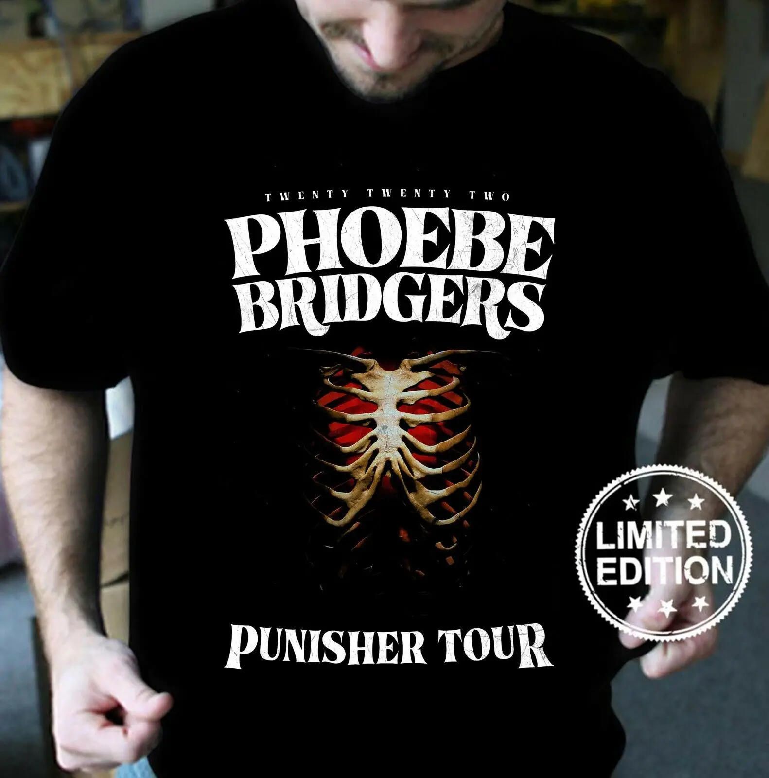 

Tshirt 2022 American Female GuitaristPunisher Tour.PhoebeBridgers.Custom