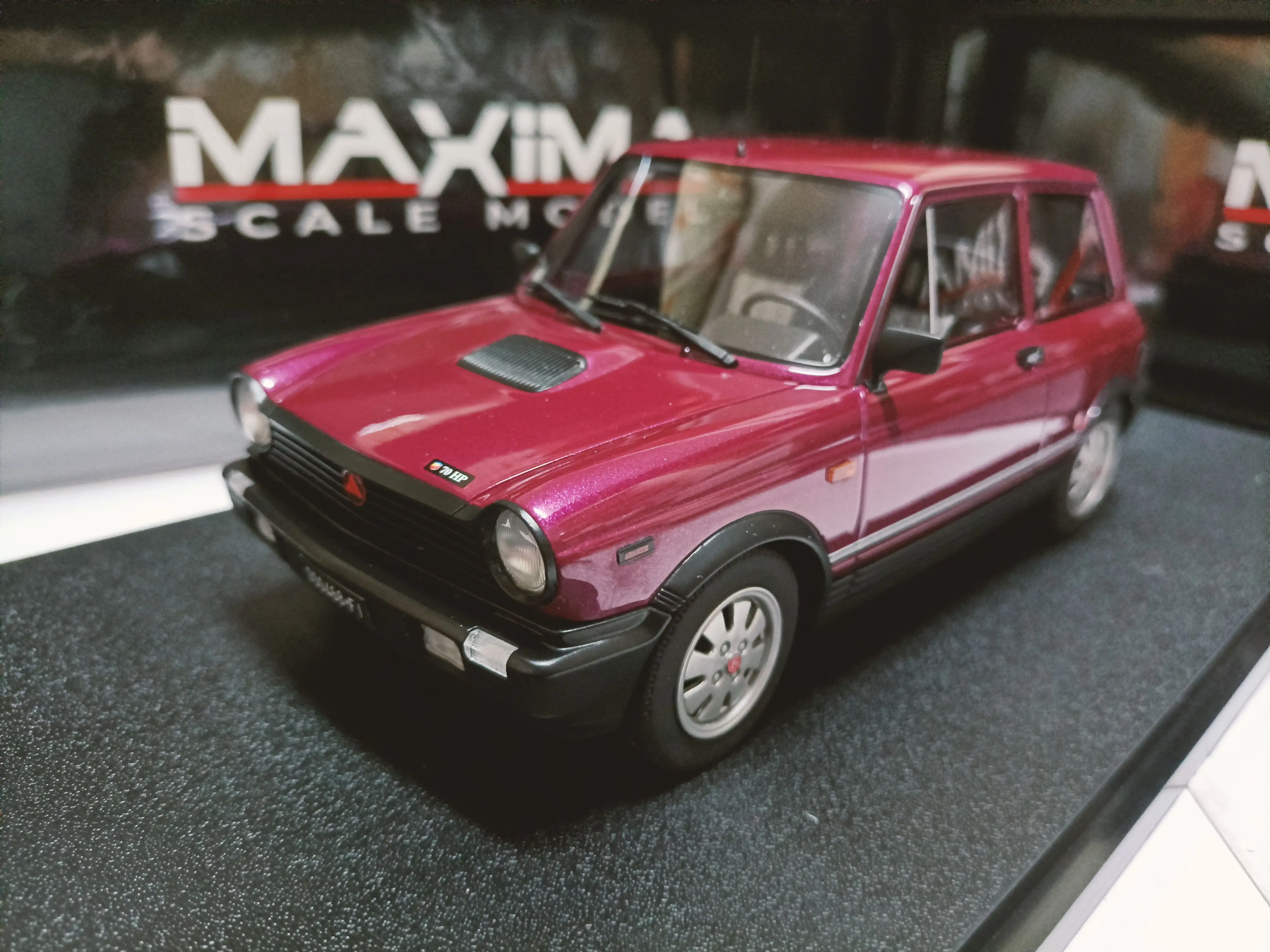 Фото MAXIMA 1:18 Autobianchi A112 1984 г., имитация ограниченной серии, полимерная металлическая статическая модель автомобиля, игрушка в подарок №2