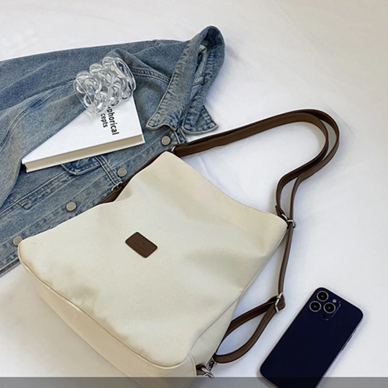 Женская дизайнерская сумка через плечо