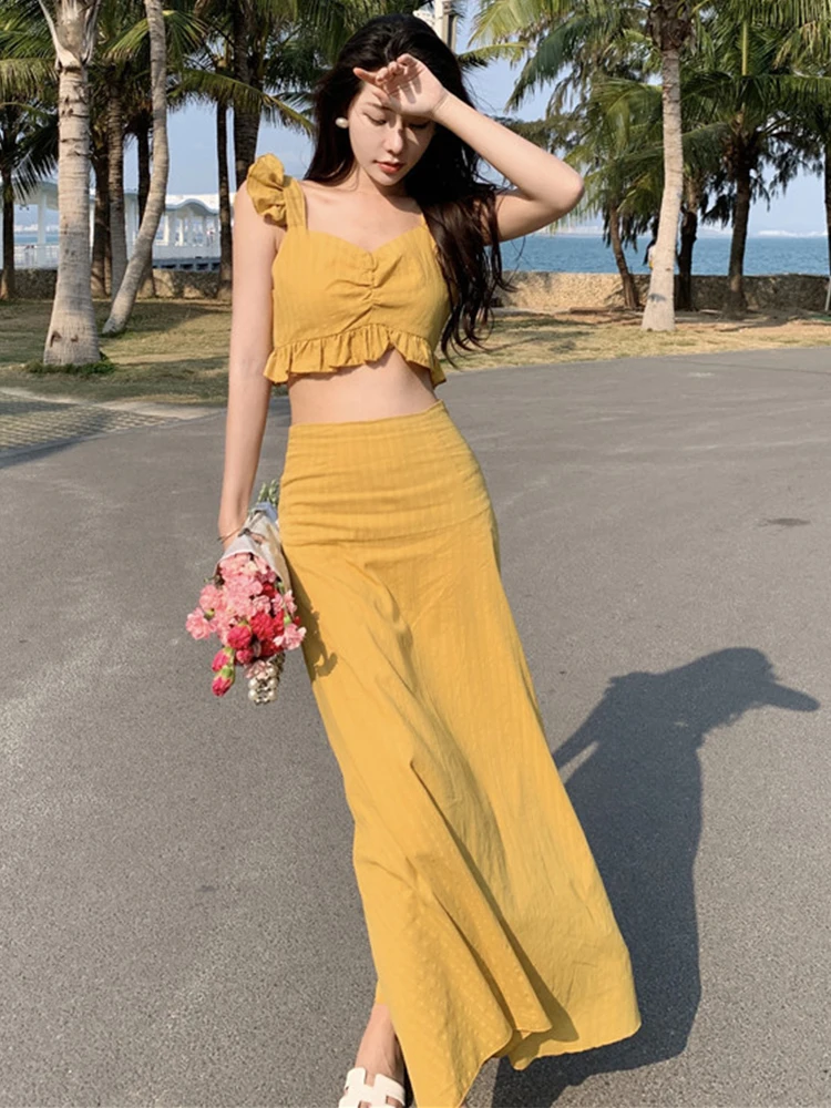 

Beach Holiday Sexy 2 Piece Outfit Women Casual Strap Ruffle Short Crop Tops Shirt Blouse Femme Maxi Skirt Mujer Verano Set Summe