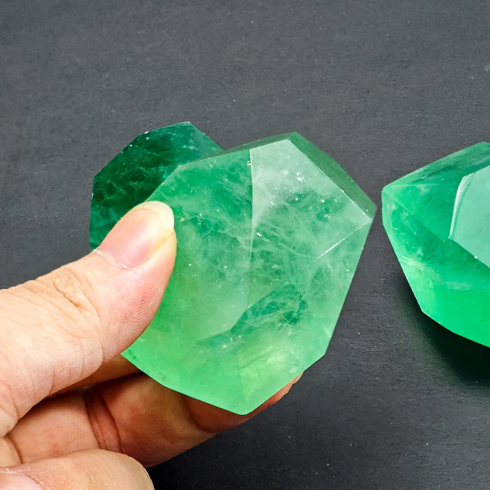

Зеленый флюорит АierCrystal