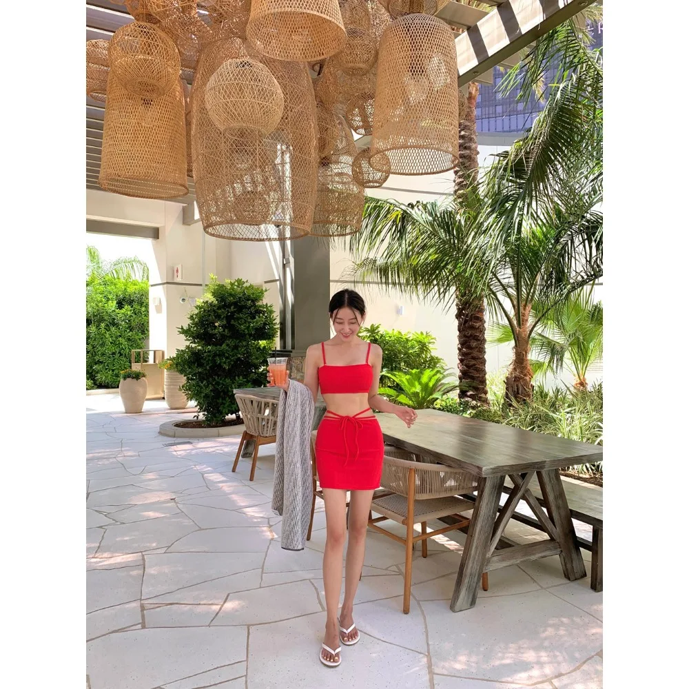 2023 южнокорейский новый сексуальный однотонный пляжный купальник на бретелях для