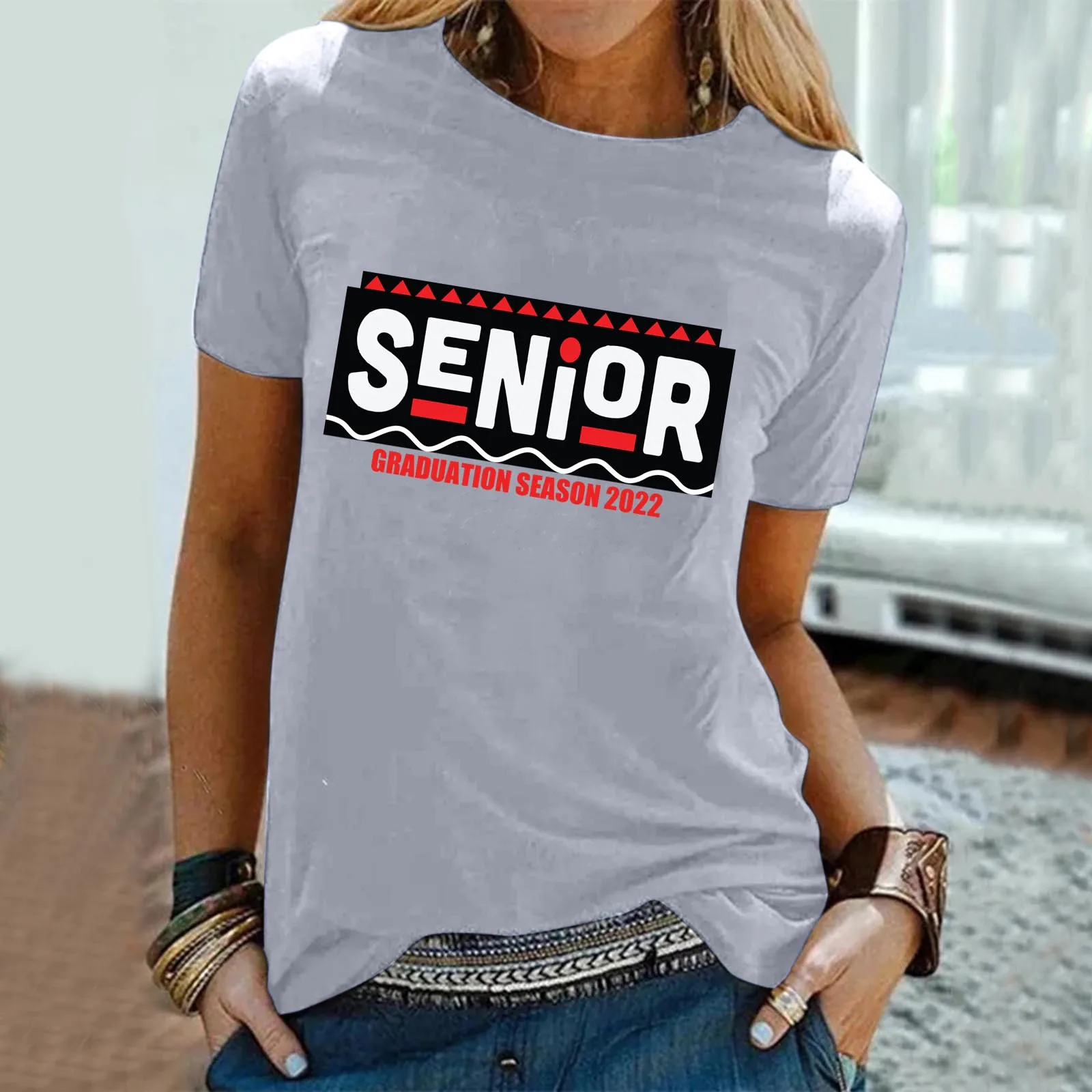 

Женская летняя повседневная свободная туника с принтом на выпускной сезон, модная футболка с милым рисунком, базовая женская футболка