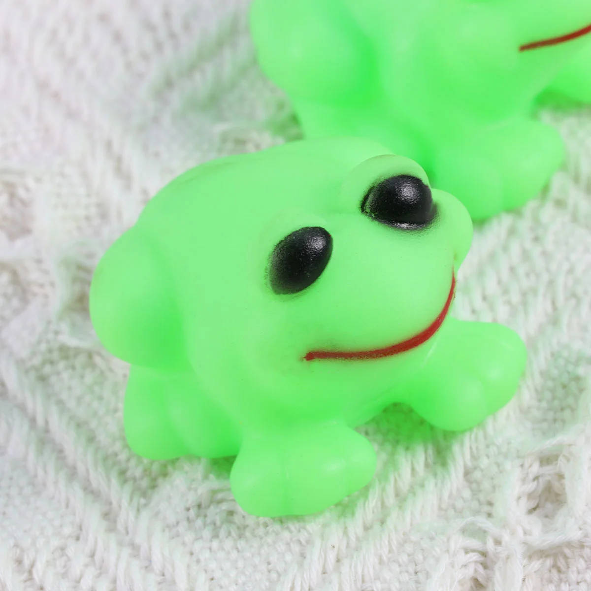 

15 Pcs Kids Playsets Frog Floating Toy Take A Bath Bathing Toys Floating Bath Toy Bathtub Sprinkler Toy Bath Toys Baby