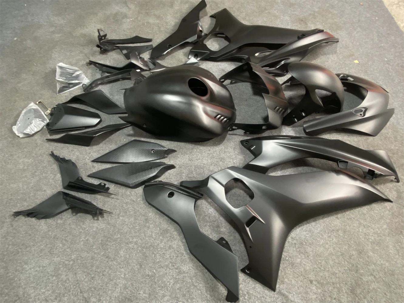 Фото Комплект обтекателей для мотоцикла, подходит для YAMAHA YZF R6 2017 2018 2019 2020 17 18 19 20, матовый черный цвет. №4