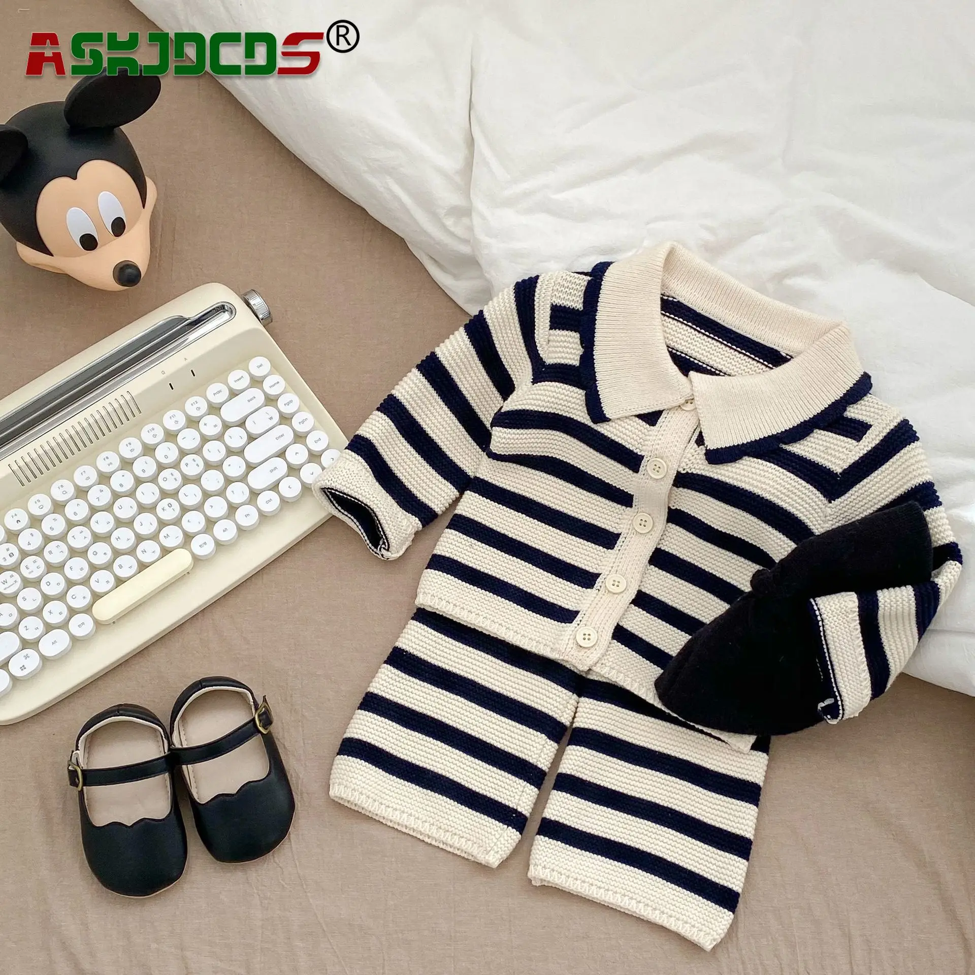 

Осень-зима 2023, комплект из кофты и брюк в полоску для новорожденных, трикотажная детская одежда с длинным рукавом для малышей (телефон)