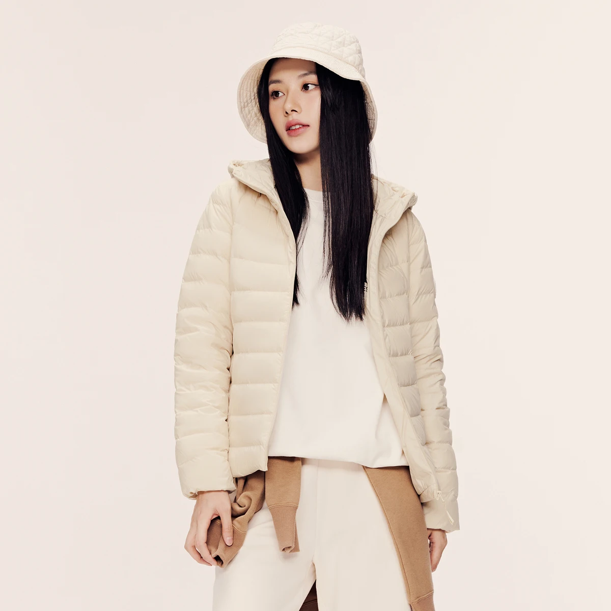 Женский пуховик BOSIDENG с капюшоном