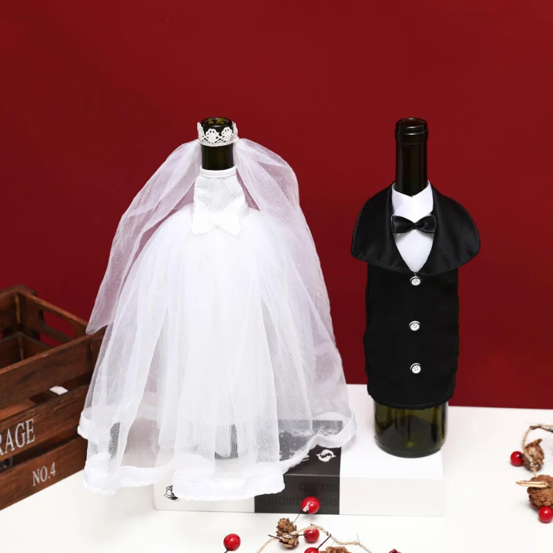 

1PC Bride and Groom Mini Wedding Dress Tuxedo Wine Bottle Covers Wedding Decoration Desktop Ornaments DIY Event Party Decoration