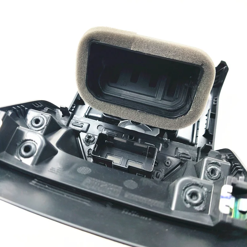 Фото 5GG819203 5GE864298B автомобильный задний ремень USB зарядное устройство подлокотник теплый бриз кондиционер вентиляционное отверстие для VW Golf MK7 №4