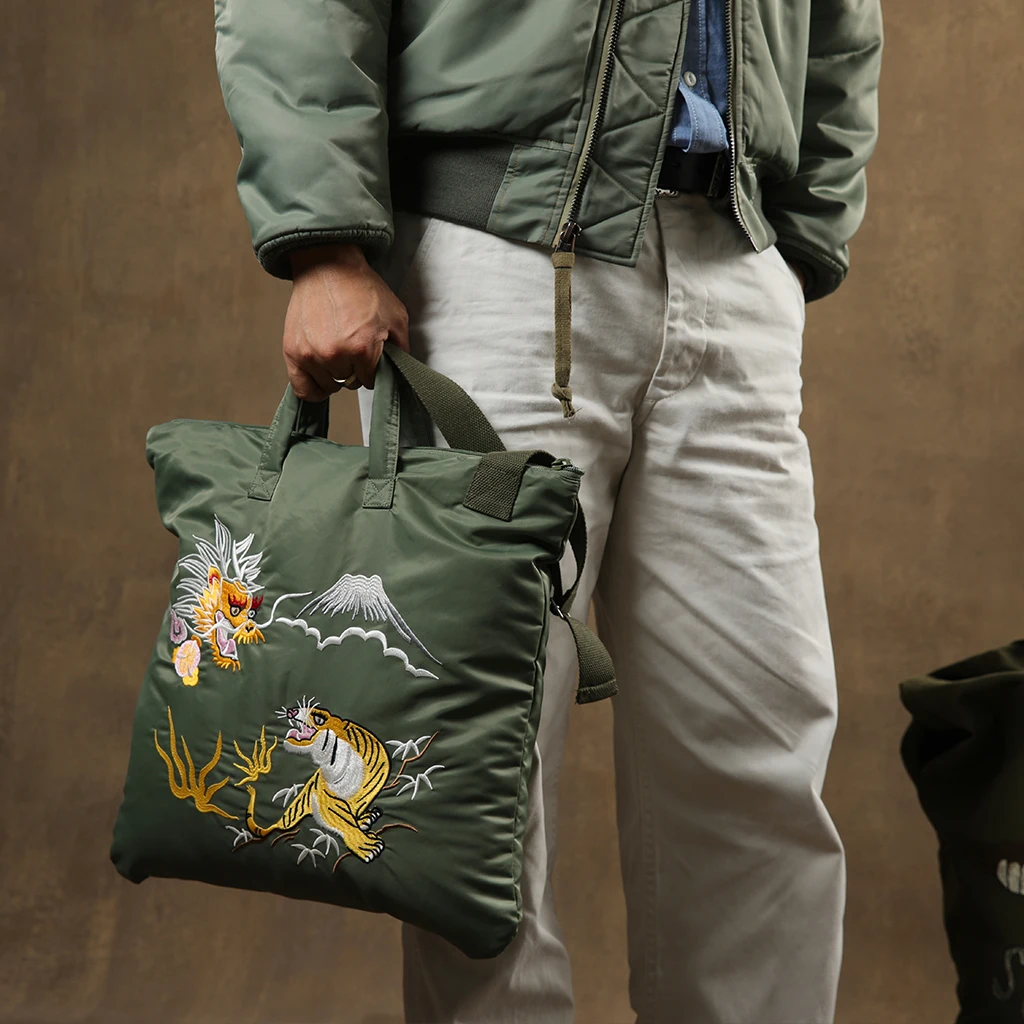 

Non Stock Dragon × Tiger Embroidery Flyers Helmet Bag Men's Military Style Casual Use Hand Bag