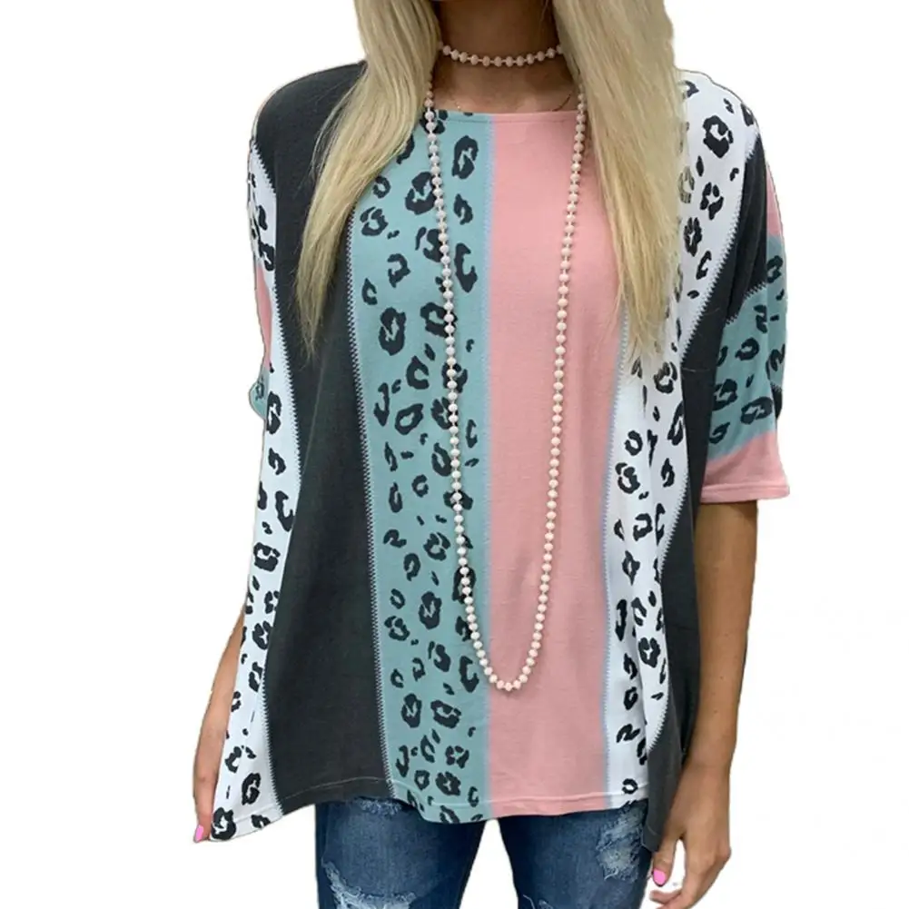 

Женская футболка с круглым вырезом