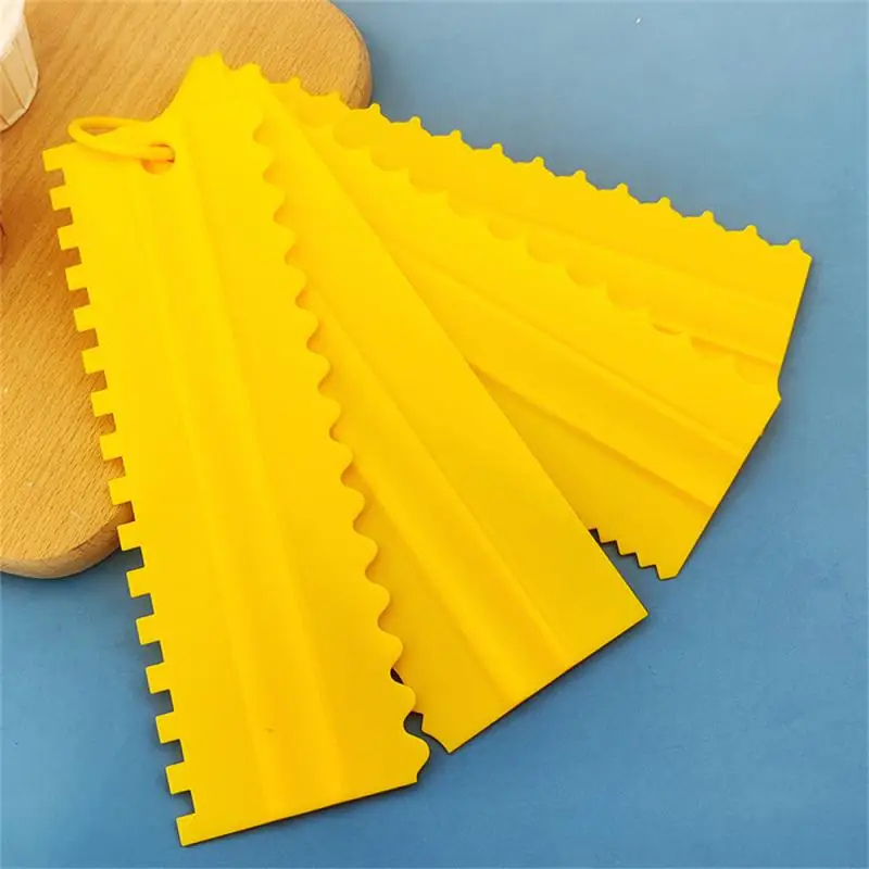 

New Pp Plastic Cream Scraper Cream Scraper Four-piece Cake Comb Baking Tool Thickened