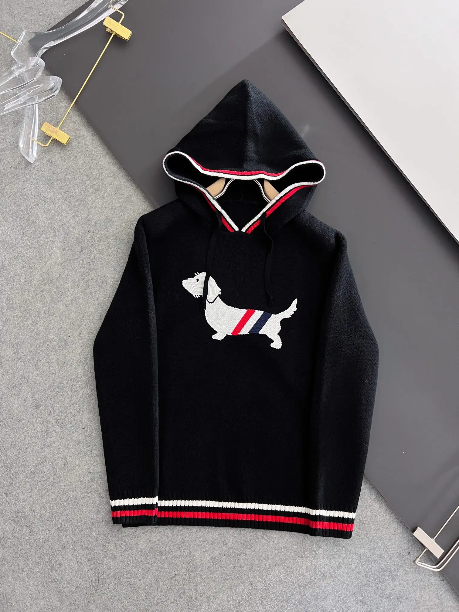 

New Men's Sweatshirt Spring Winter Hoodies Luxury Brand Puppy Design Cotton Jacket Sweatshirts Hoodies Sportswear TB Coats