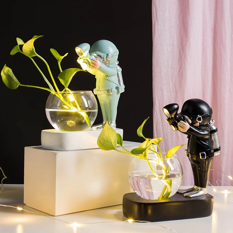 

astronaut Nordic hydroponic glass water culture green plant vase living room coffee table soft decorations
