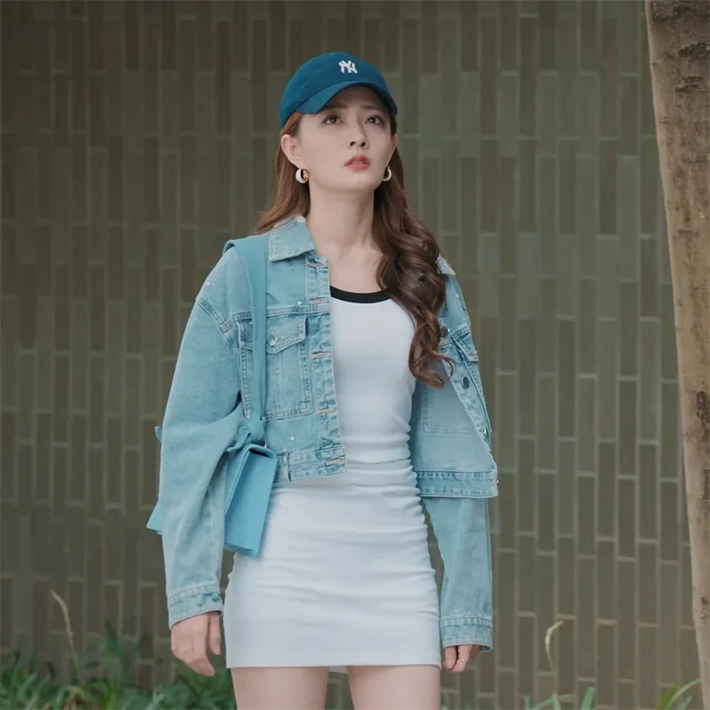 Повседневная модная универсальная потертая джинсовая короткая куртка 23