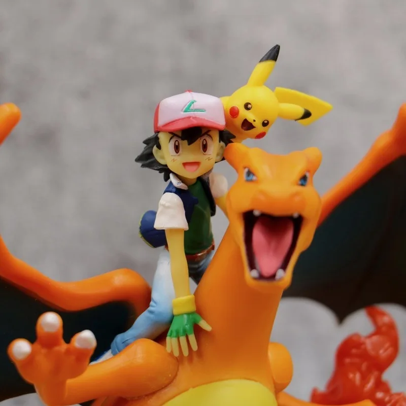 

16cm Bandai Pokemon Charizard Pikachu Ashen Ketchum Action Anime Doll Doll Home Accessories Children's Toys Christmas Gifts