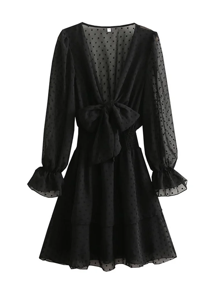 

Платье-мини с длинным рукавом и поясом на резинке