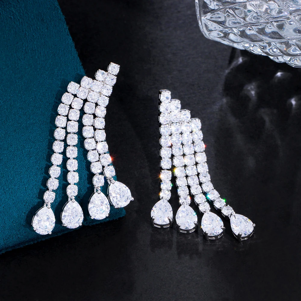 Женские длинные висячие серьги BeaQueen с кисточками в форме капли воды, прозрачные белые круглые ювелирные изделия из фианита с кристаллами для банкета и ужина, женское украшение E619