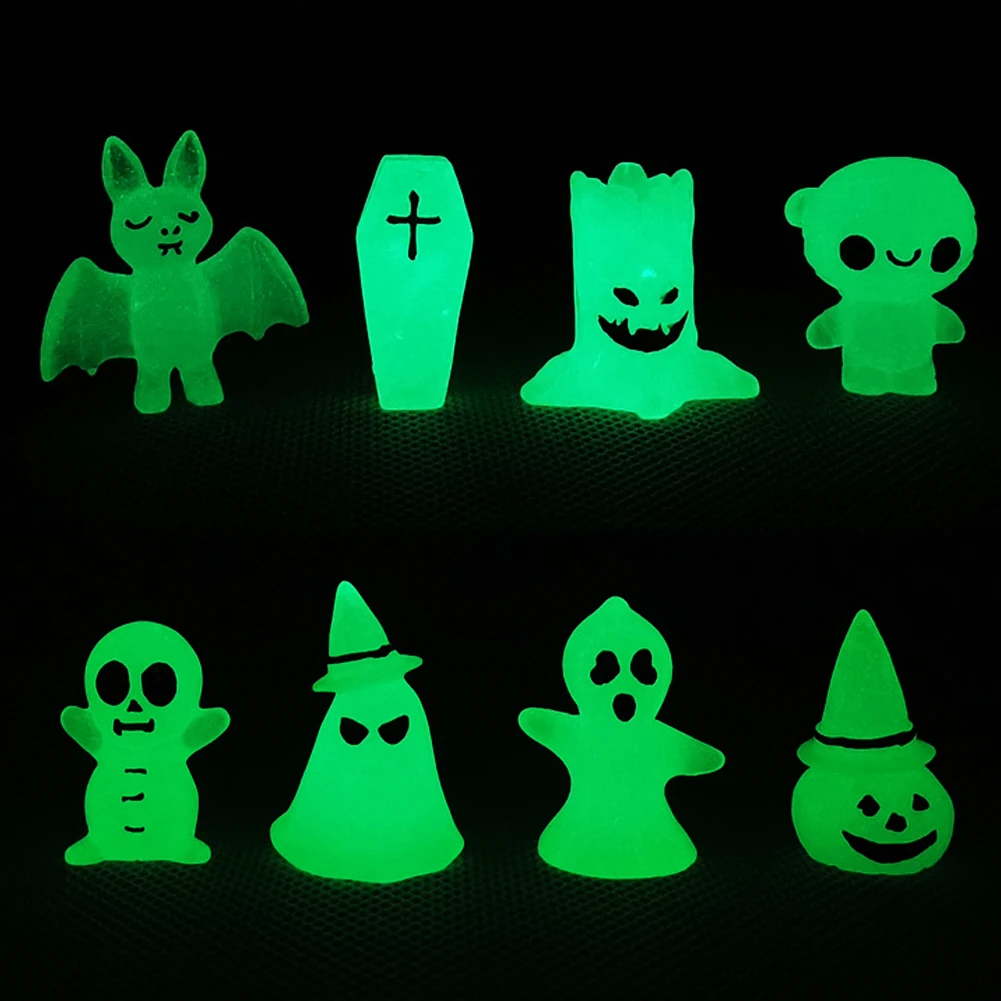 

4/8Pcs Luminous Miniatures Tree Elf Mini Figure Glow in Dark Halloween Glowing Spooky Pumpkin Skeleton Ghost Micro Landscape