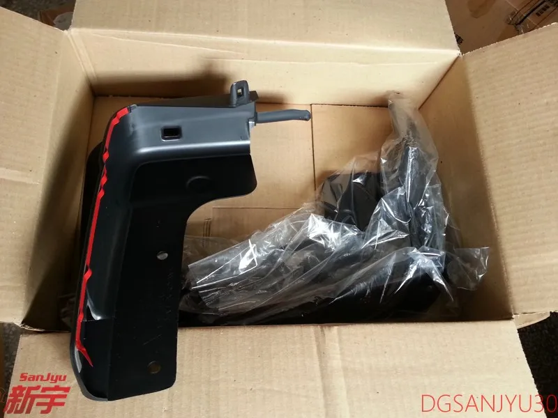 

OUTLANDER3 2013-2015 или 2022 GF0W MUDGUARD (передняя часть) 2 шт. MZ314664 ПОДЛИННЫЙ Подходит только для моделей без украшения колесной арки