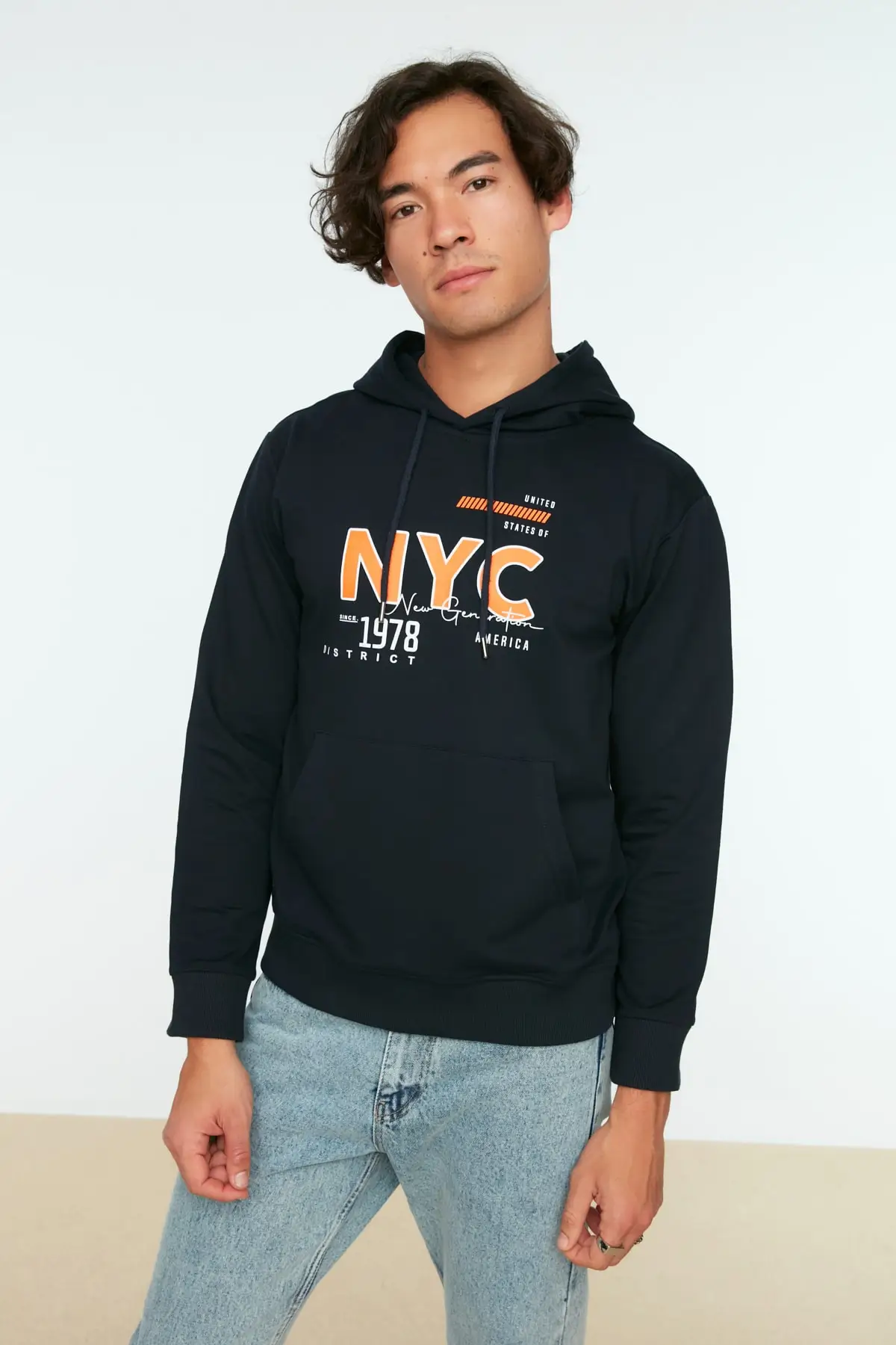 

Men's Regular Fit Sweatshirt TMNAW22SW1224