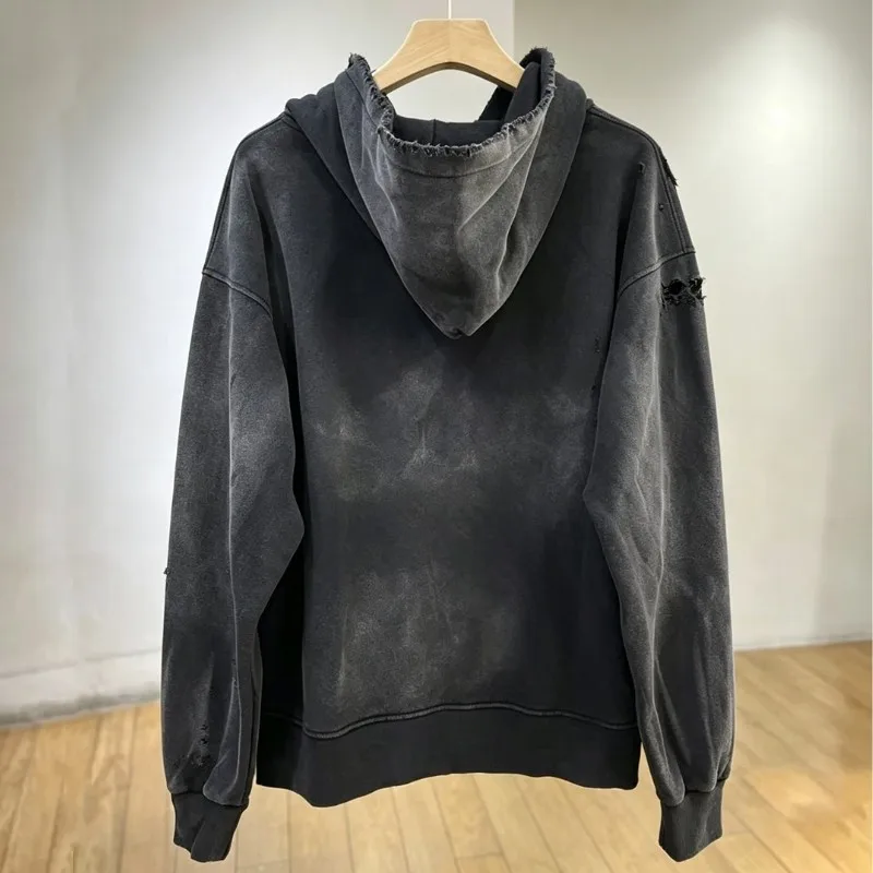 Фото Куртка в стиле Y2K Hiphop Street, винтажная, с эффектом потертости, черная, с молнией Saint, худи для мужчин и женщин, флисовая, оверсайз. №2