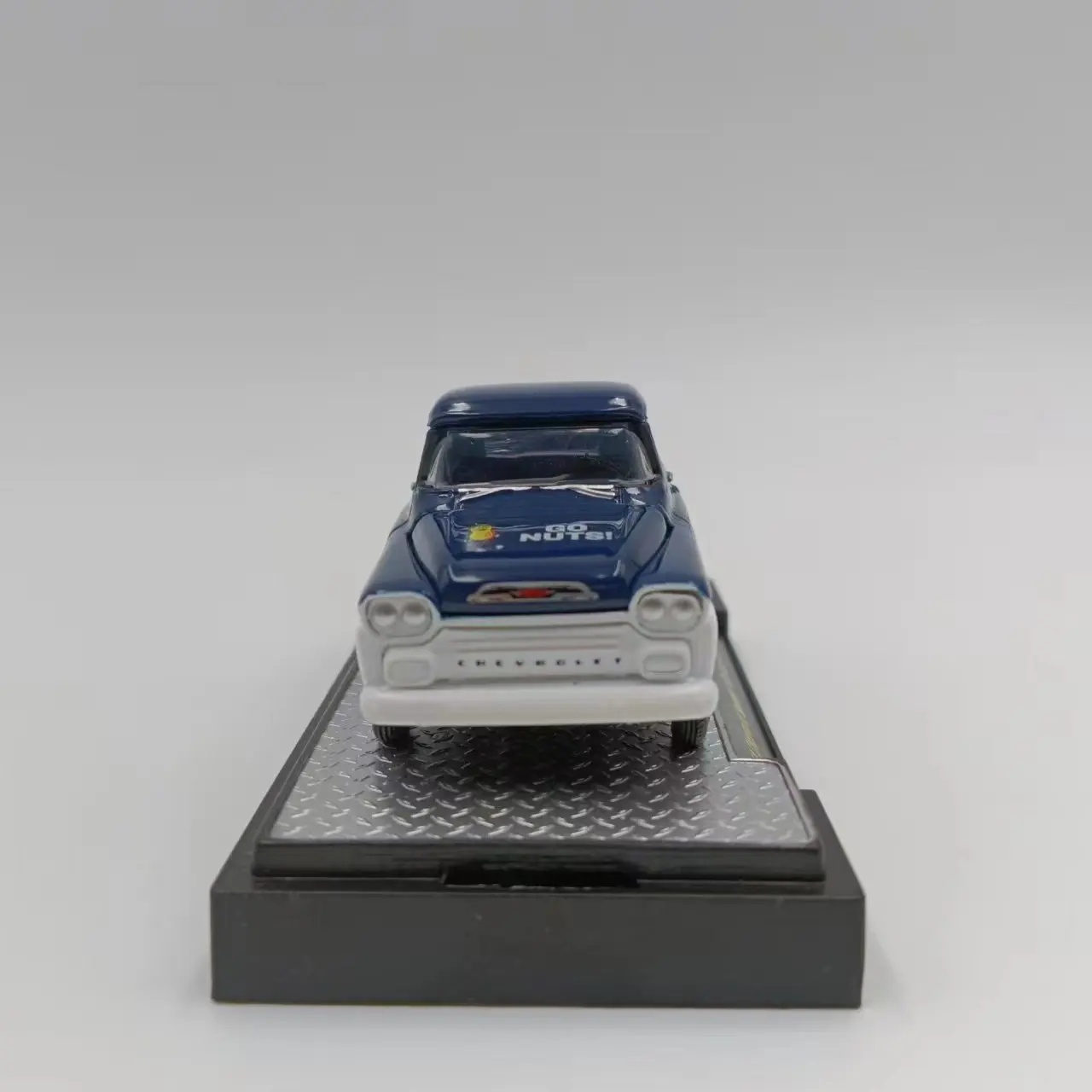 M2 Machines 1/64 Apache De Luxe Fleetside сплав модель автомобиля игрушка редкая коллекция