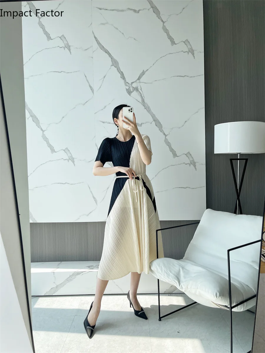 

Pleated Spring 2023 New Large Skirt Solid Color Short Sleeve Round Neck Loose Elegant French Dress Factory Direct Sale Stock