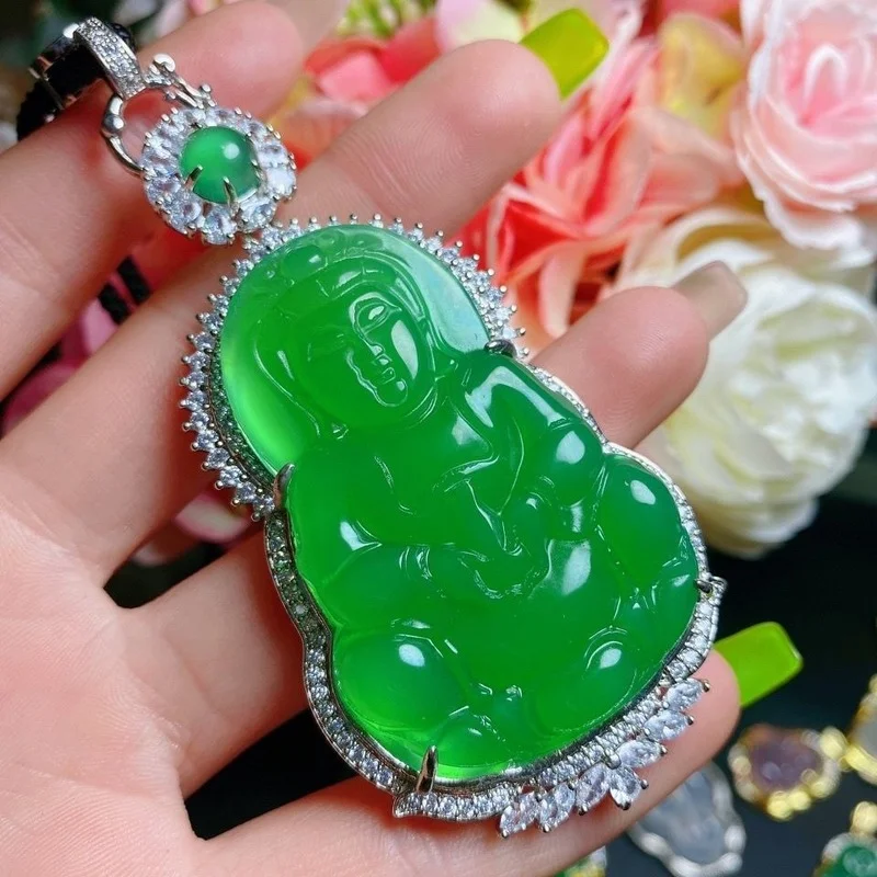 

New agate high ice green chalcedony Guanyin pendant fashion men's versatile Necklace Pendant