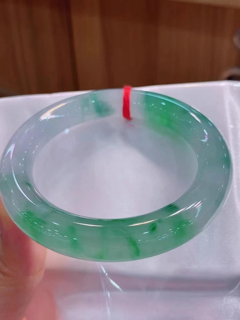 Zhou Z Dafu Myanmar Mine Timber Натуральный лед Плавающий зеленый цветок Изумрудный