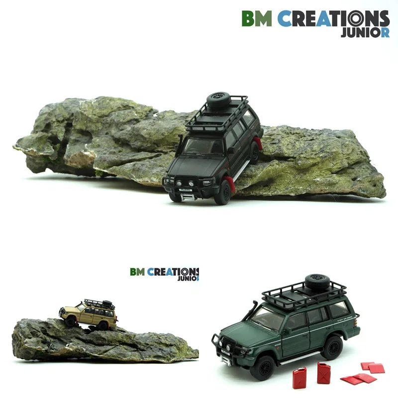 

BM Creations double door 1:64 Mitsubishi second generation Pajero pajero with luggage rack car model collection decoration gift