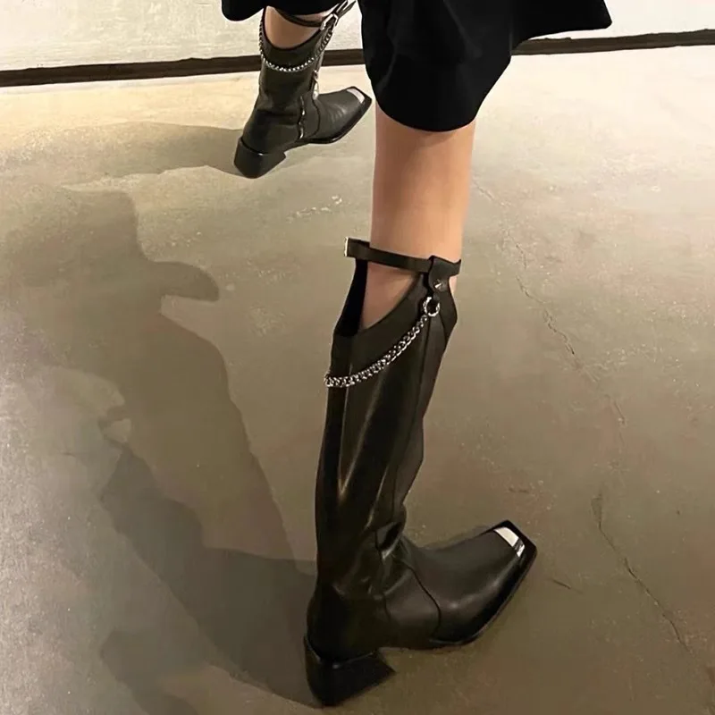 Женские сапоги до колена высокие на толстом каблуке квадратная Золотая цепочка