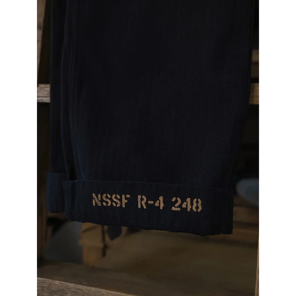 Второй заказ Ретро швейцарские армейские брюки 1980-х годов потертые черные