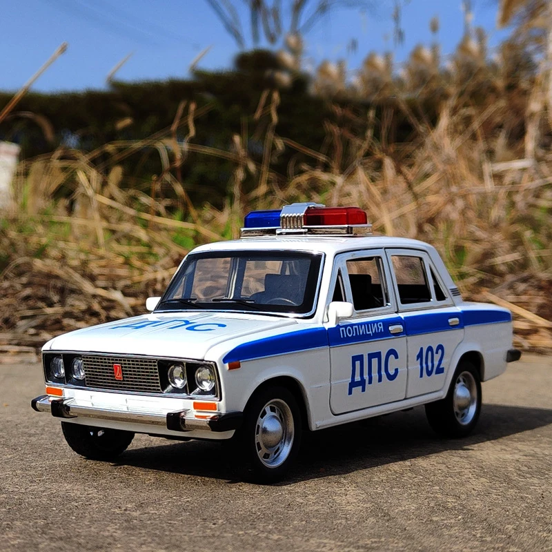 Классическая модель автомобиля LADA в масштабе 1:24 литая из сплава игрушечный