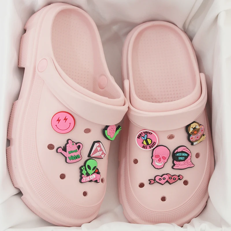 Summer Cartoon Snail Decor Vented Clogs Platform Slides Women Outdoor Flat Sole Beach Sandals Black Men Slippers New Designer