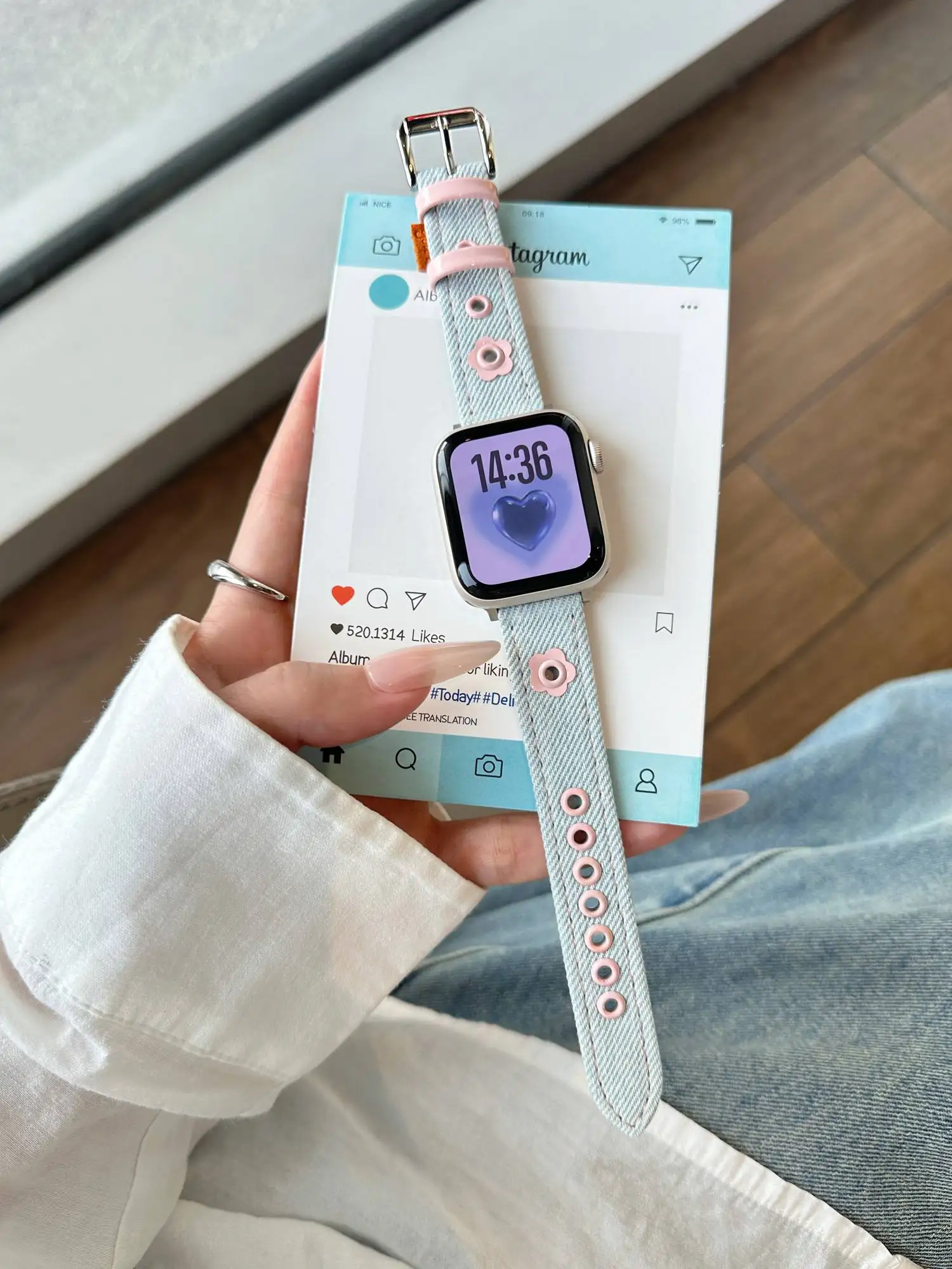 Популярный кожаный ремешок с цветочным декором для Apple Watch, женский, 44 мм, 40, 45, 41, 49, 42, 38, серии 11, 10, 9, 8, SE, 7, 6, 5, 4, 3. (art.: 3920d8d984ecd) - 3920d8d984ecd