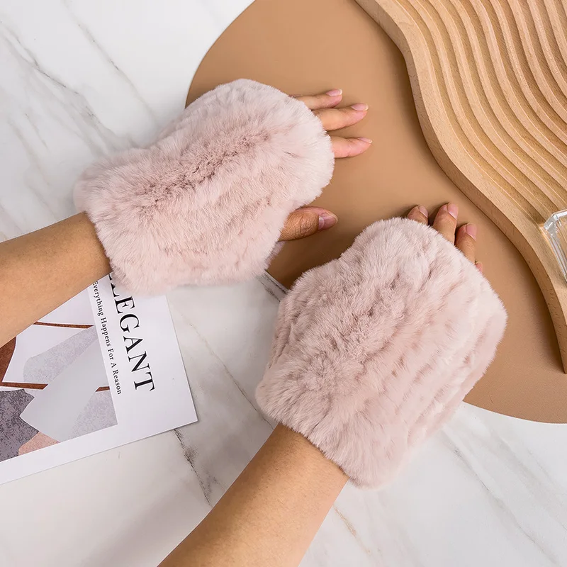 

Pudi Women Genuine Rex Rabbit Fur Glove Winter Brand New Gloves Cuff GF202
