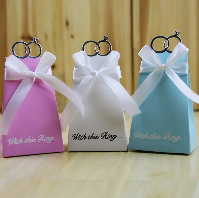 

100pcs Pink / Blue / White Ring Style Wedding Favors Candy Boxes Paper Gifts Boxes Bridal Shower Chocolate Boxes With Ribbons