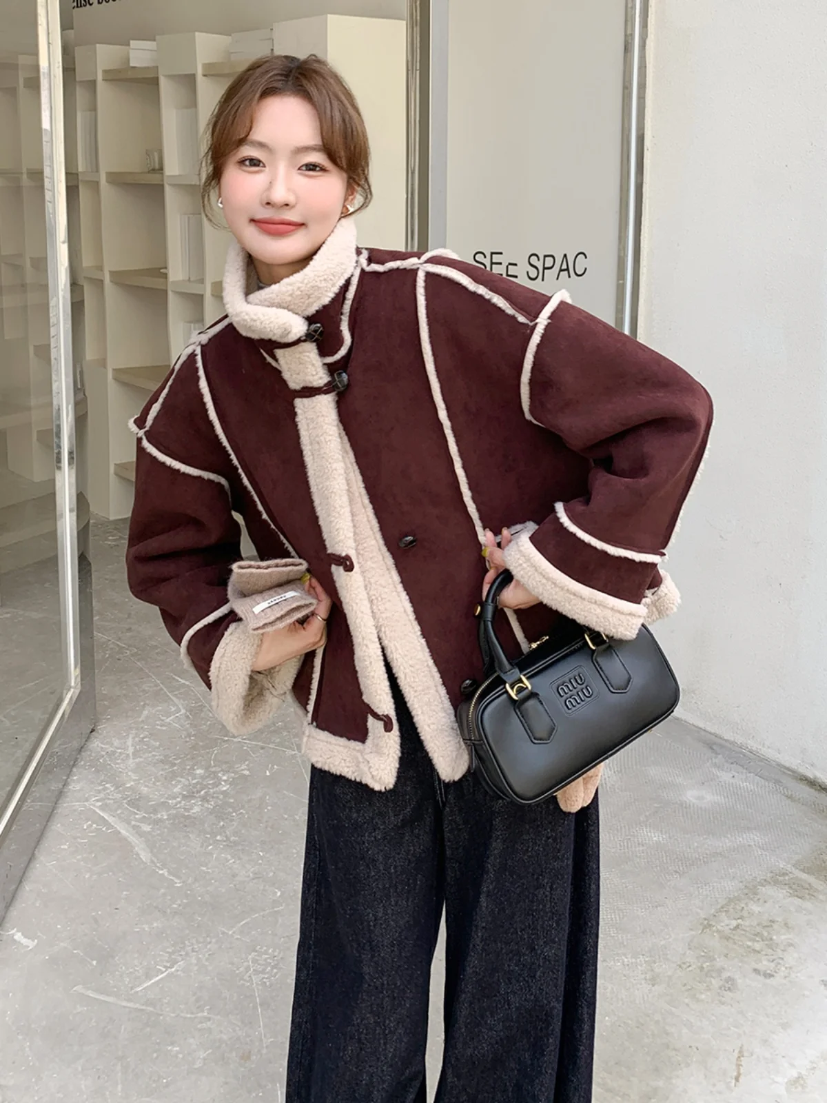 Ankela Red Lamb Wool Утепленная верхняя одежда на флисовой подкладке Женская зимняя новая